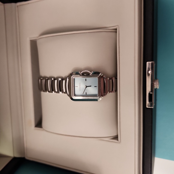 Limted addition Tiffany watche only 500 made - Picture 2 of 2